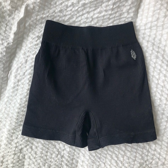 Free people ribbed bike shorts - Picture 1 of 3